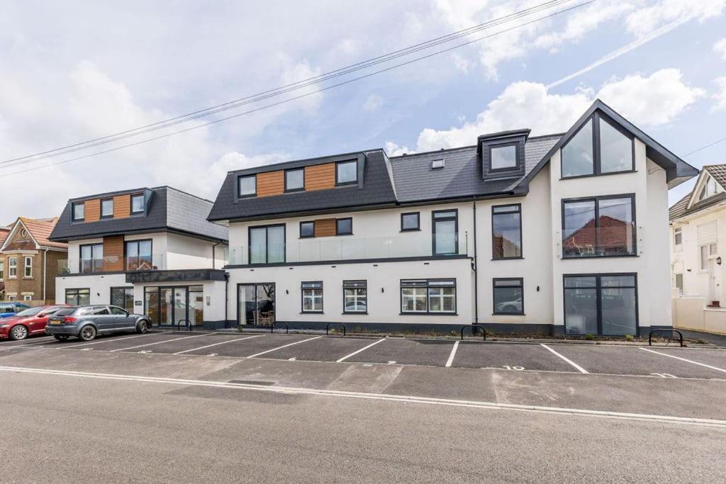 Modern 2 Bed, Cliff Top & Parking, F6 Bournemouth Exterior photo